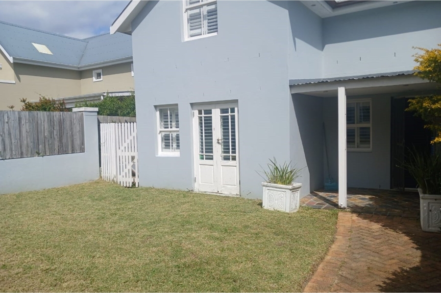 4 Bedroom Property for Sale in Noordhaven Western Cape